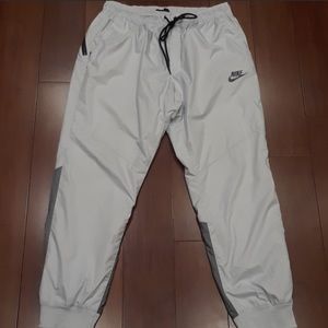 Nike windrunner joggers